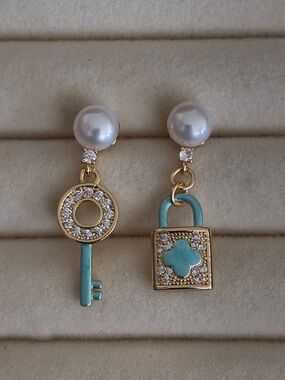 Pearl Lock & Key Drop Earrings